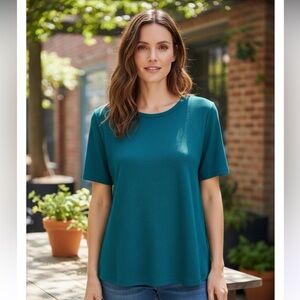LuLaRoe Plus Size Teal Shortsleeve Top